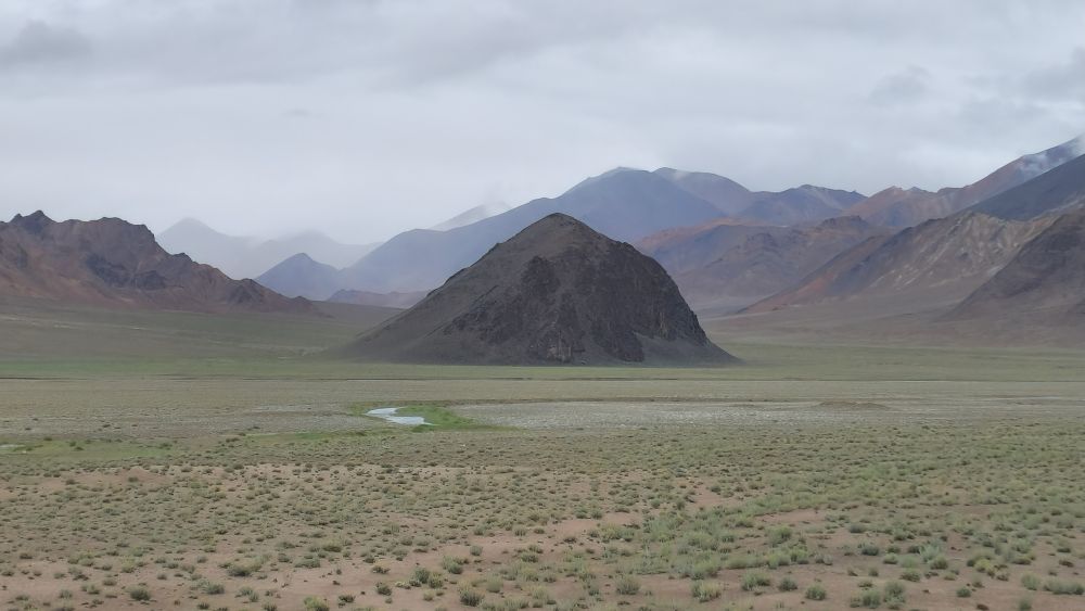 Ambiances dans le Haut Pamir , non loin de Murghab