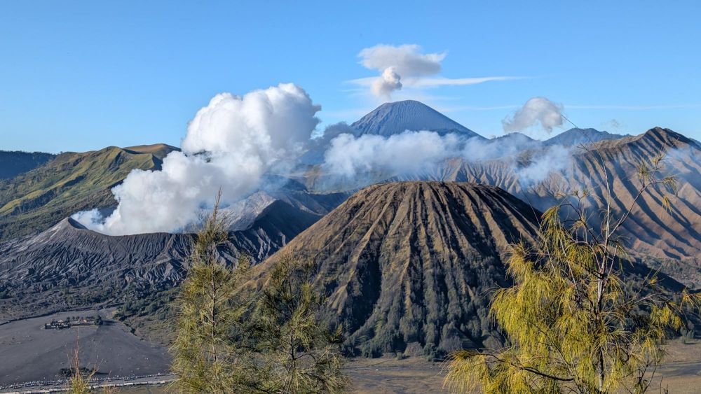 Volcans de Java : Bromo, Semeru et Batok