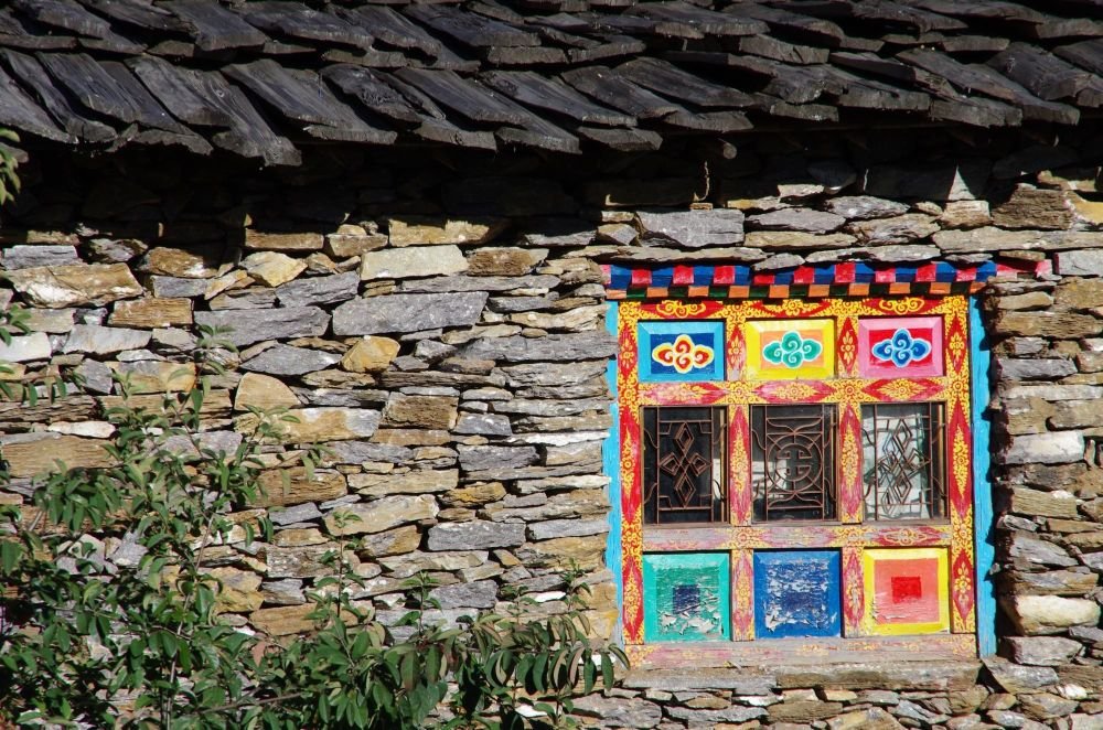 jolie maison sur le tour du Manaslu