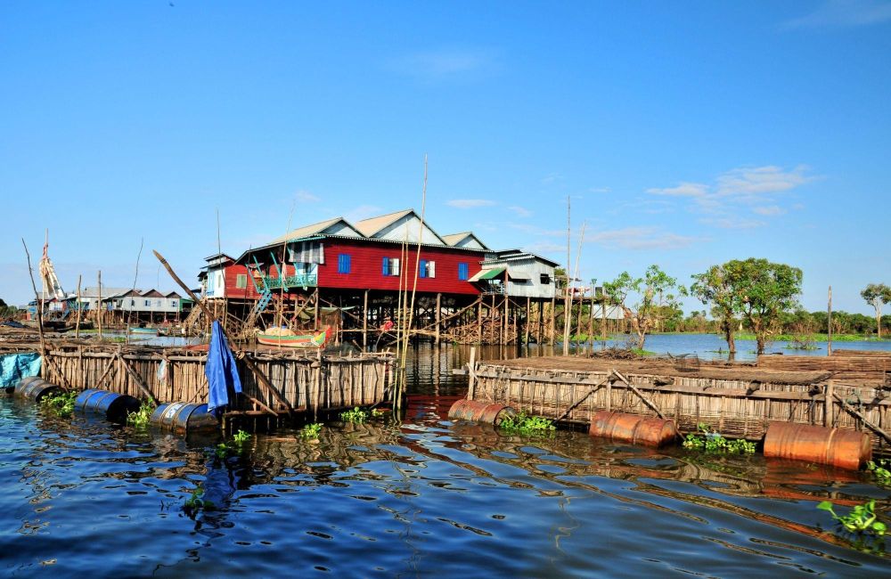 village sur pilotis - lac Tonle Sap
