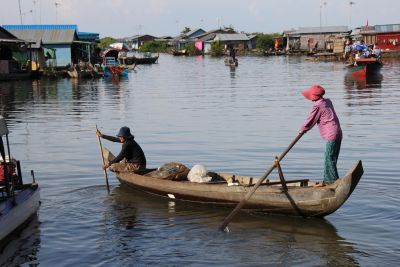 © Terres Oubliées - Jour 19 : Grand Lac Tonle Sap et mini croisière Jour 19 : Grand Lac Tonle Sap et mini croisière