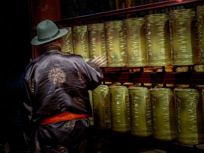 © Nicolas Fragiacomo - Tradition bouddhiste au monastère de Gandan Tradition bouddhiste au monastère de Gandan