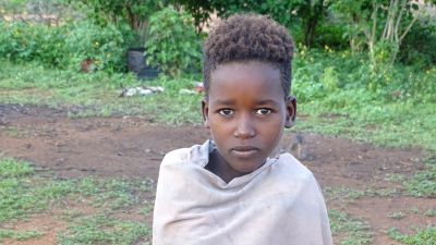 Jour 9 :  Excursion en pays Karo et Nyangatom
