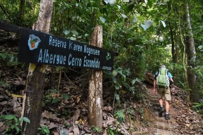 Jour 13 — Río Celeste et montagnes secrètes de Nicoya