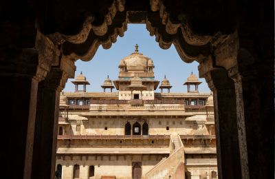 © Agnès et Lamine Lakhoua - Jour 3 : Route de Agra à Orchha, via Gwalior Jour 3 : Route de Agra à Orchha, via Gwalior