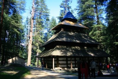 © Terres Oubliées - Jour 9 : Journée de découverte de Naggar, du vieux Manali et petites balades Jour 9 : Journée de découverte de Naggar, du vieux Manali et petites balades