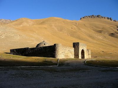 © Stephane A. - Le caravansérail de Tash Rabat Le caravansérail de Tash Rabat