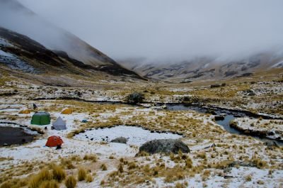 Certains bivouacs sont parfois saupoudrés de neige