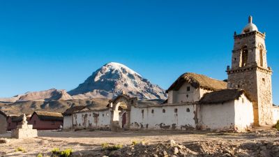 L'eco lodge de Tomarapi et le Sajama  et ses 6 542 mètres