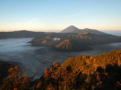 © Terres Oubliées - caldeira du volcan bromo caldeira du volcan bromo