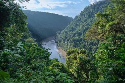 © Julien Defourny - Paysages et rivières de la Cordillère Paysages et rivières de la Cordillère