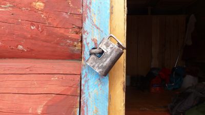 © Matthieu Libeer - Le cadenas de la yourte Le cadenas de la yourte