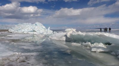 © Matthieu Libeer - A pied sur le lac Khövsgöl A pied sur le lac Khövsgöl