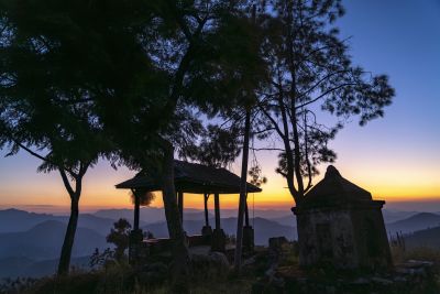 Jour 3 : Route pour Bandipur et installation dans un hôtel avec vue imprenable sur l'Himalaya