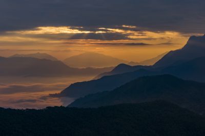 Jour 4 : Route pour Pokhara, puis transfert en jeep pour Ghandruk, au pied des Annapurnas