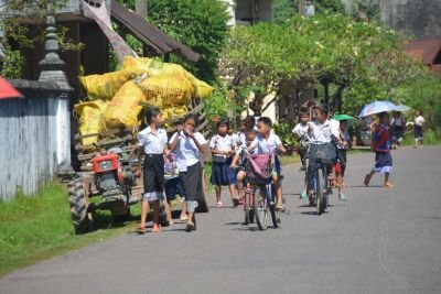 © Stéphanie Kergourlay - Jour 8 : Luang Prabang - randonnée et baignade à la cascade de Kuang Si Jour 8 : Luang Prabang - randonnée et baignade à la cascade de Kuang Si