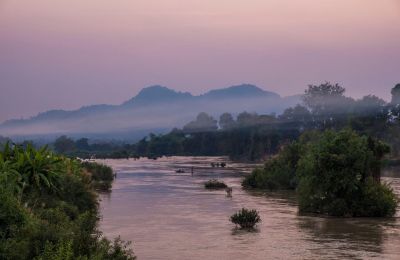 © Manos Fikaris - Jour 13 : 4000 îles - Vat Phou Jour 13 : 4000 îles - Vat Phou