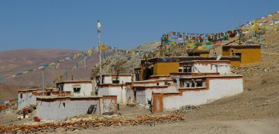 © Luis AZUA - Jour 6 : Route de Shigatse à Saga Jour 6 : Route de Shigatse à Saga