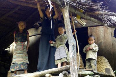 © Alexandre Ulcakar - Jour 7. Phale à Ghunsa (3450m) Jour 7. Phale à Ghunsa (3450m)