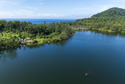 Voyage au Vanuatu : ile d'Ambrym et kayak sur le lac oublié de Jessie