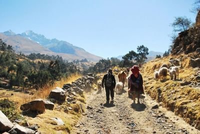© JC Colin - Sur le chemin de Wilcacocha Sur le chemin de Wilcacocha