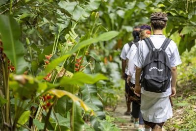 © Matthieu Reynier - Jour 5 :  Balade à Munduk, temple Brahma Vihara, source chaude de Banjar, Tejakula Jour 5 :  Balade à Munduk, temple Brahma Vihara, source chaude de Banjar, Tejakula
