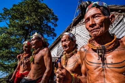 Jours 5, 6 et 7 : Immersion chez les Mentawai et cérémonie chamanique