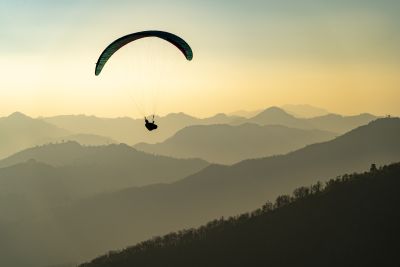 Parapente dans les alpes françaises