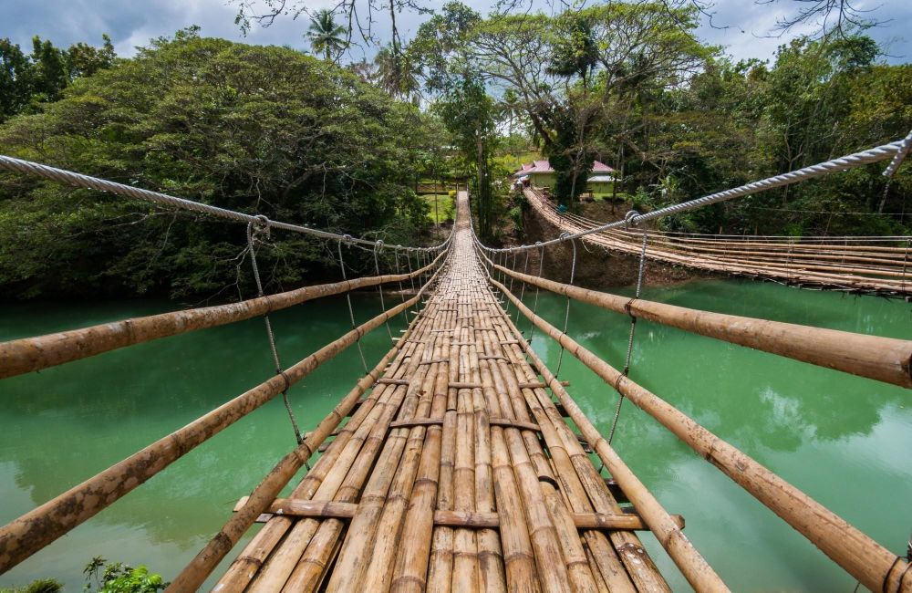 pont suspendu voyage aux philippines - &copy; Terres Oubliées