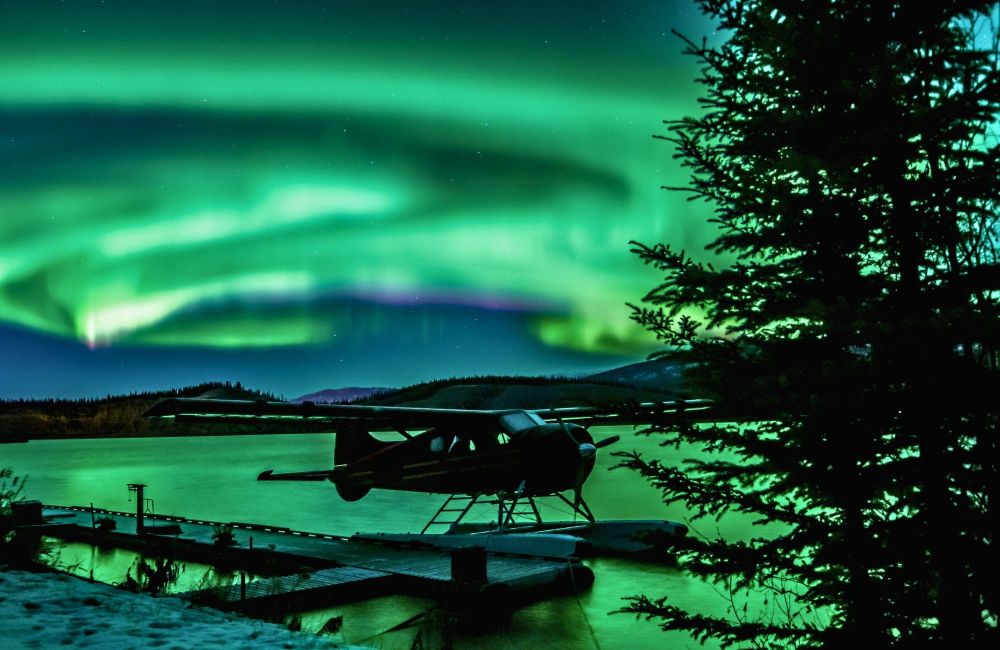 aurores boreales sur le lac yukon au canada - &copy; Yannick Klein