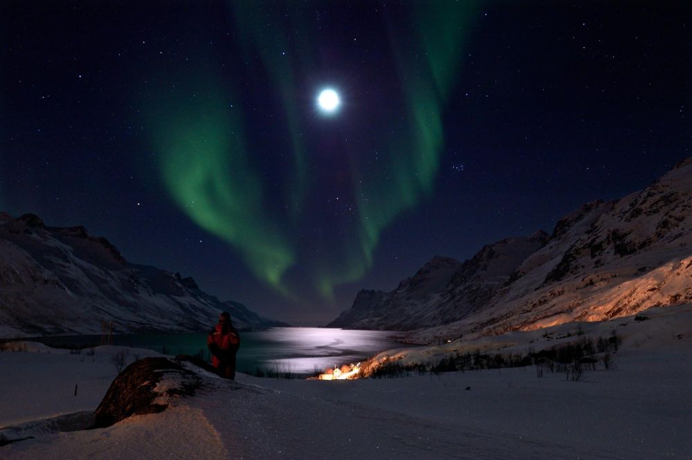 Aurores boreales sur les fjords norvegiens - &copy; I Norway