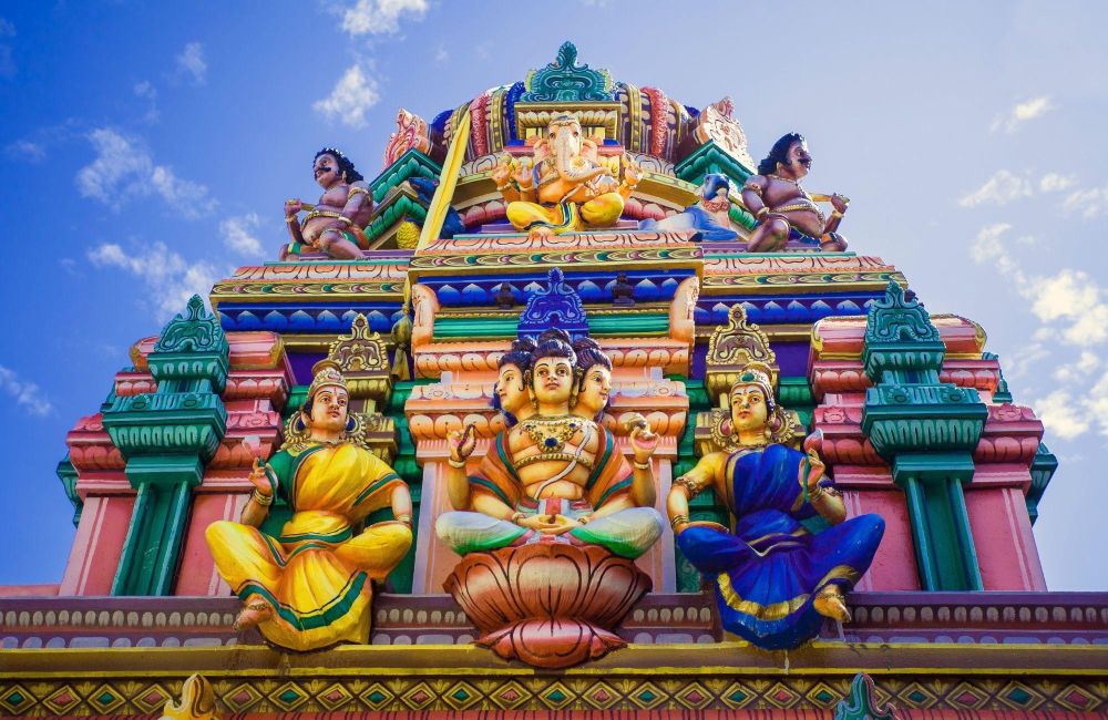 visite d'un temple coloré au sri lanka - © OlegMalyshev