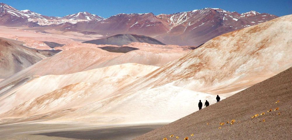 Groupe de voyageur au coeur de l'Atacama - © Matthieu Flye Ste Marie