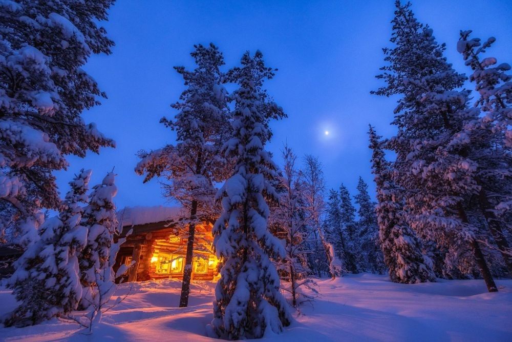 Chalet au coeur de la foret boreale en laponie - &copy; Nicolas Fragiacomo