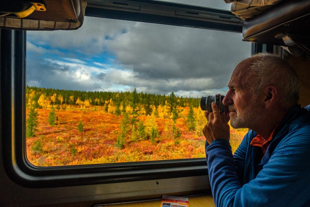 voyageur photo dans un train - &copy; Nicolas Fragiacomo