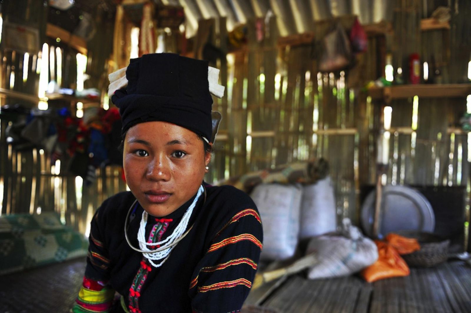 Randonnées et rencontres chez les Lo Lo noirs